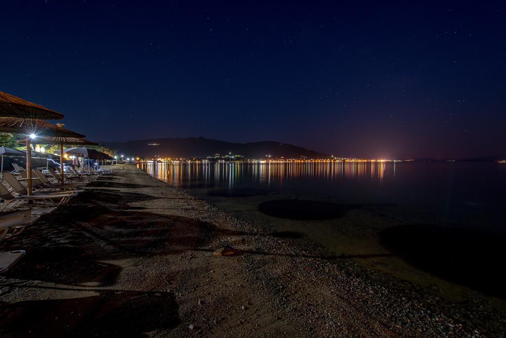 Over Sea Rooms & Villas Лутра-Едіпсу Екстер'єр фото