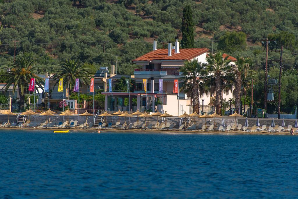Over Sea Rooms & Villas Лутра-Едіпсу Екстер'єр фото
