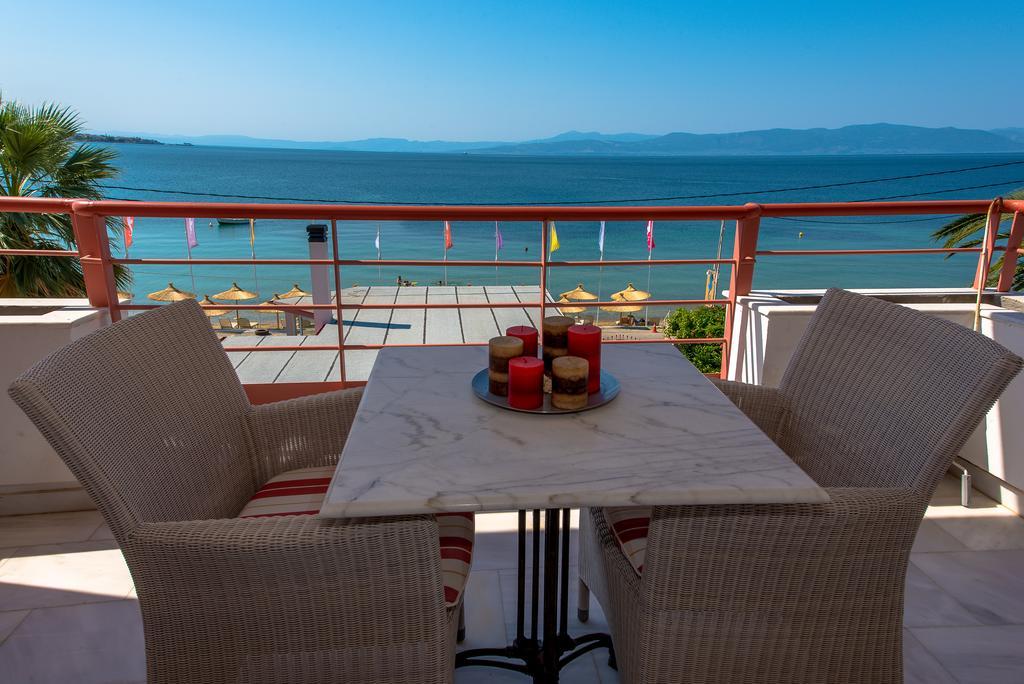 Over Sea Rooms & Villas Лутра-Едіпсу Екстер'єр фото