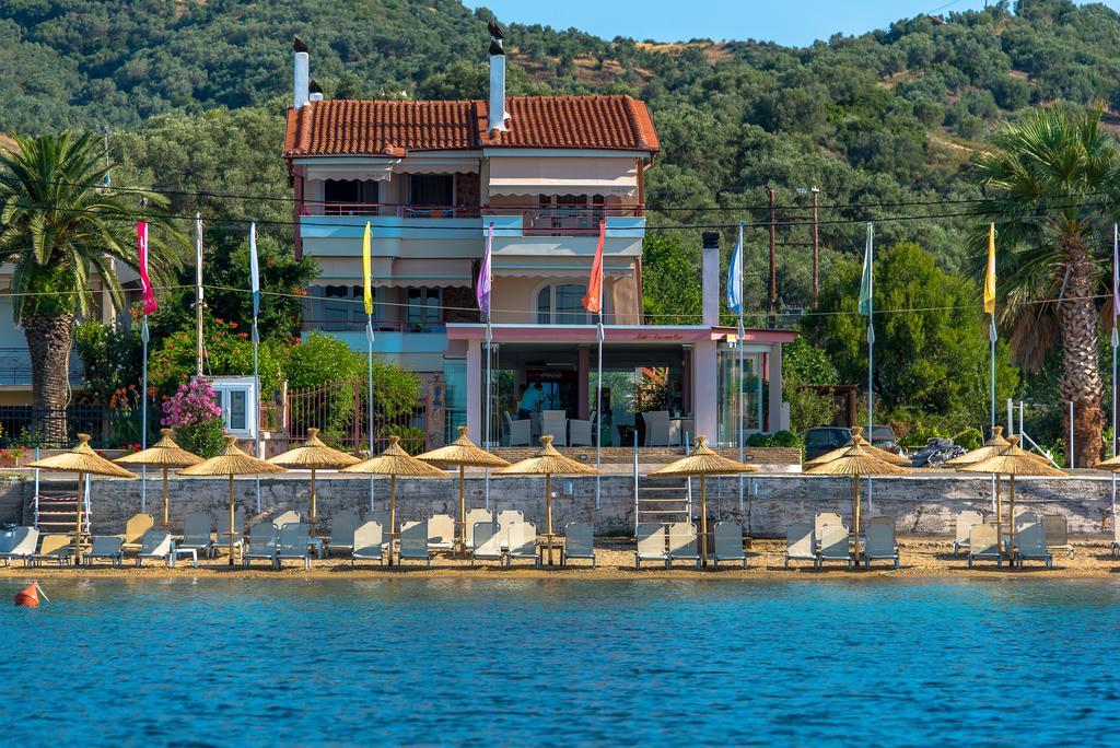 Over Sea Rooms & Villas Лутра-Едіпсу Екстер'єр фото
